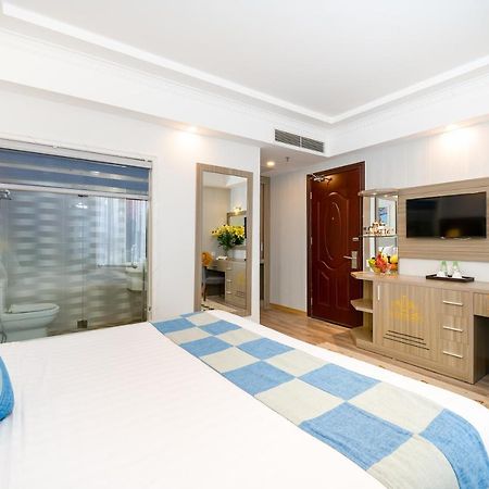Royal Beach Hotel Da Nang Buitenkant foto