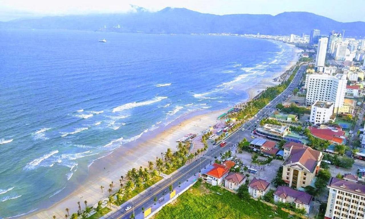 Royal Beach Hotel Da Nang Buitenkant foto