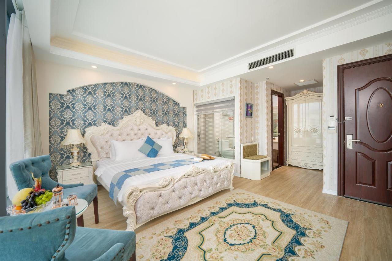 Royal Beach Hotel Da Nang Buitenkant foto