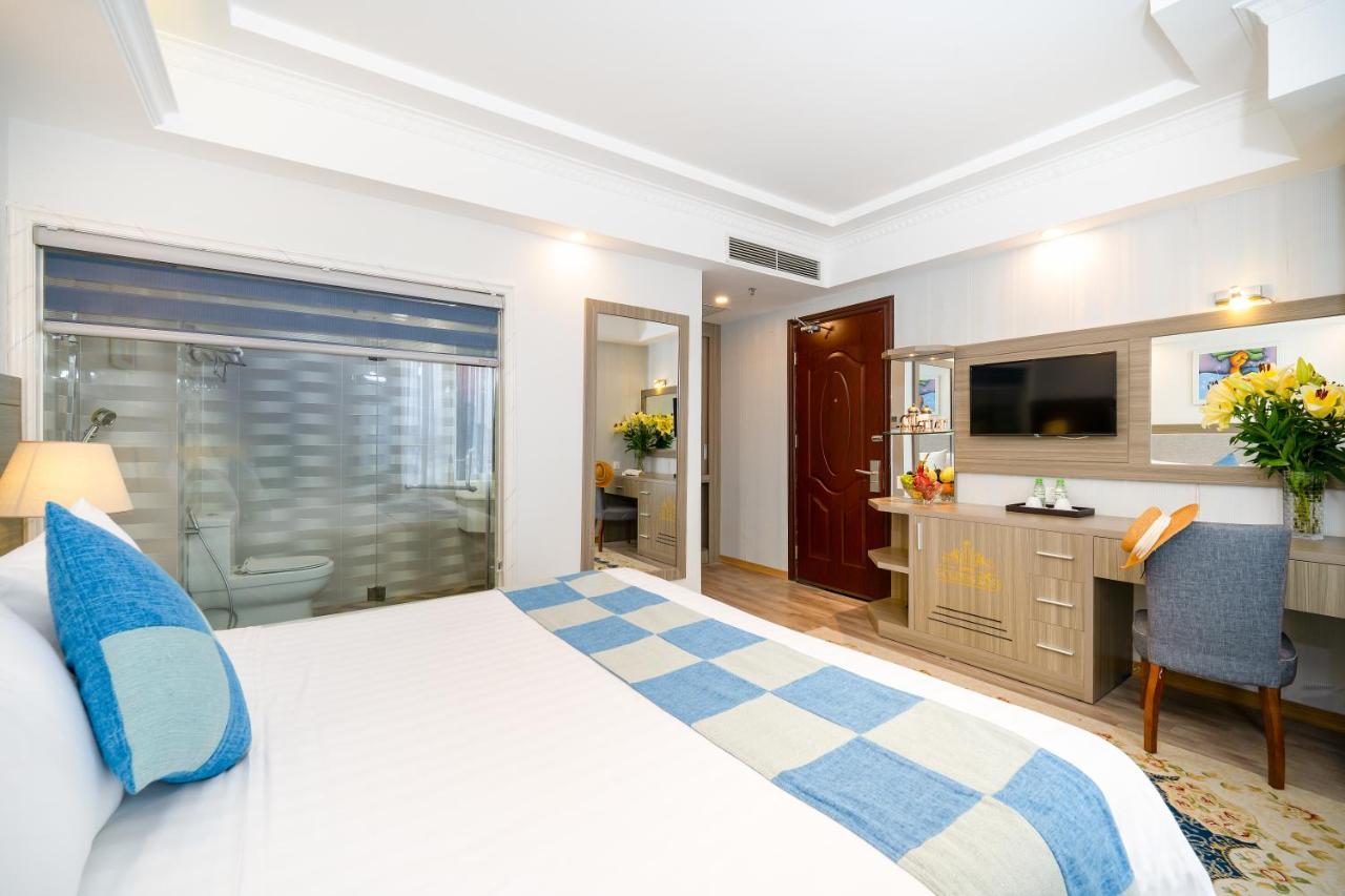Royal Beach Hotel Da Nang Buitenkant foto