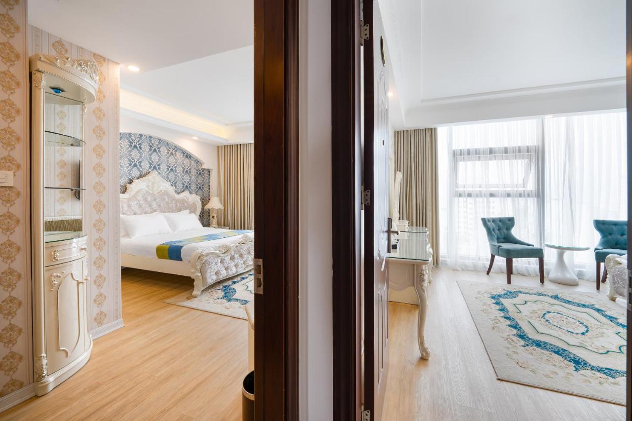 Royal Beach Hotel Da Nang Buitenkant foto
